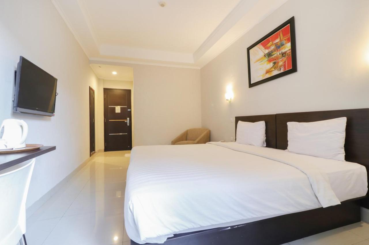 Urbanview Hotel Grand Malabar Bandung Buitenkant foto