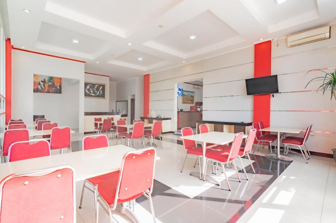 Urbanview Hotel Grand Malabar Bandung Buitenkant foto
