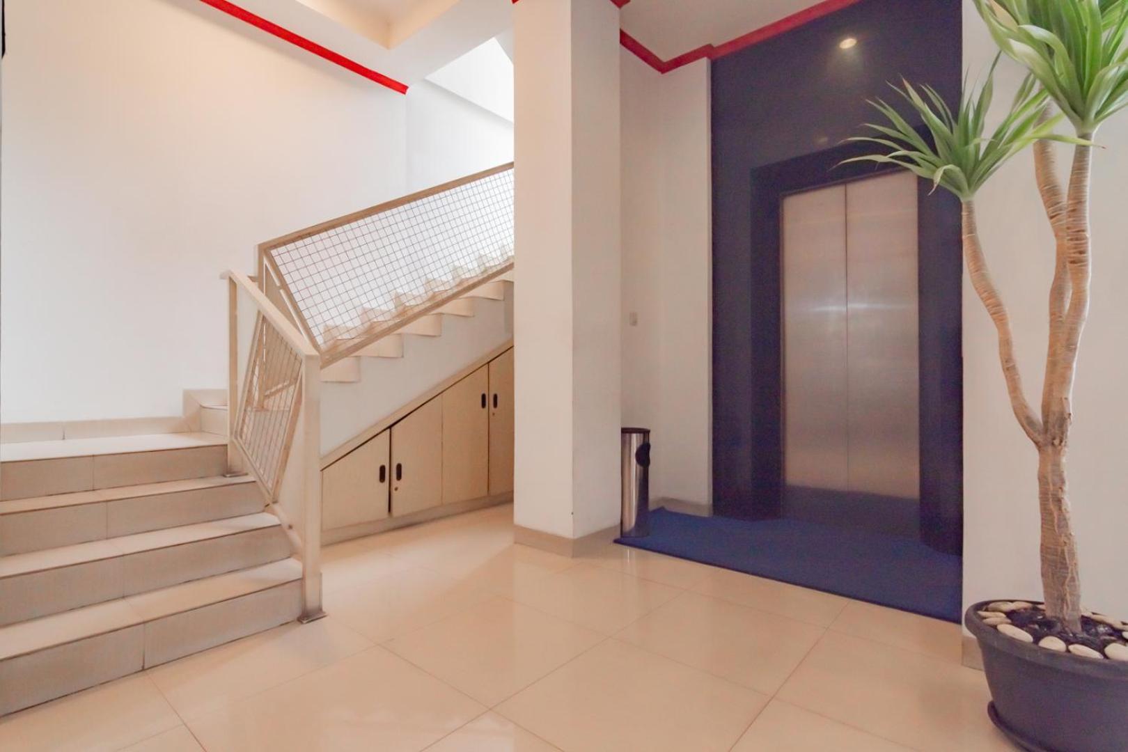 Urbanview Hotel Grand Malabar Bandung Buitenkant foto