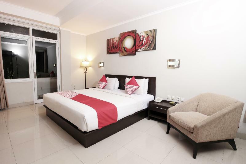 Urbanview Hotel Grand Malabar Bandung Buitenkant foto
