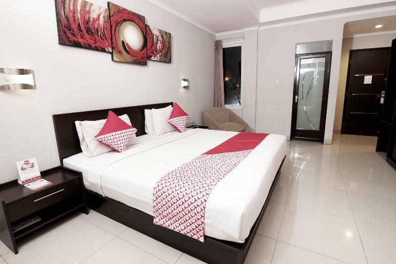 Urbanview Hotel Grand Malabar Bandung Buitenkant foto
